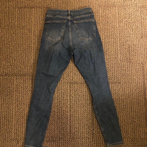 Topshop Ripped Knee Jamie Jeans - Picture 4 of 4